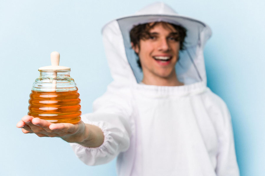 تفسير رؤية العسل في المنام للرجل